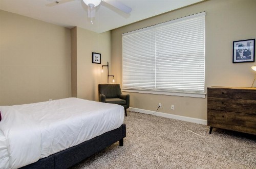 Abode Memphis - Downtown Madison Ave - image 23