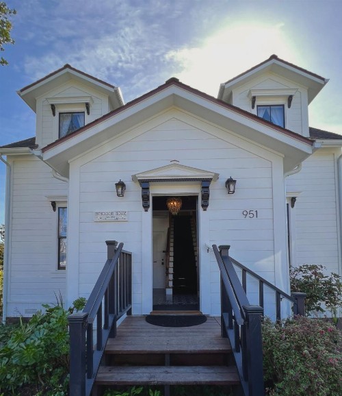 Nicholson House Inn & Spa