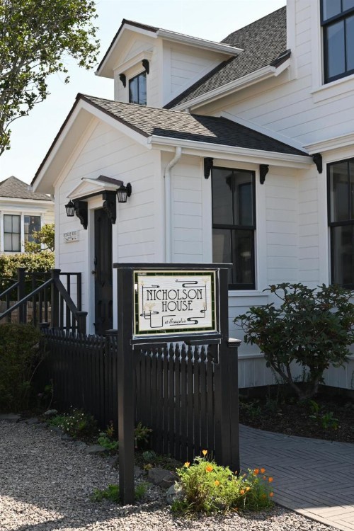 Nicholson House Inn & Spa - image 28