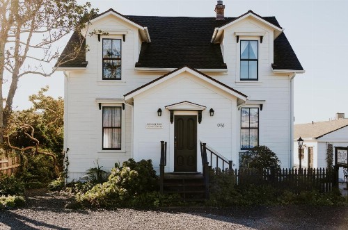 Nicholson House Inn & Spa - image 40