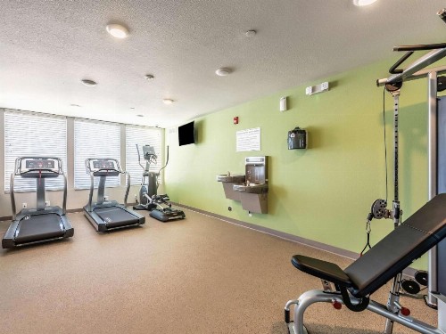 WoodSpring Suities Minneapolis Airport Mendota Heights - image 10