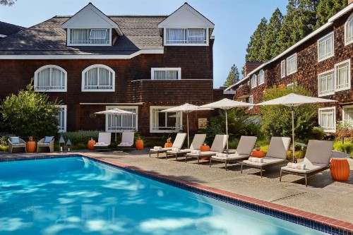 Stanford Park Hotel - image 4