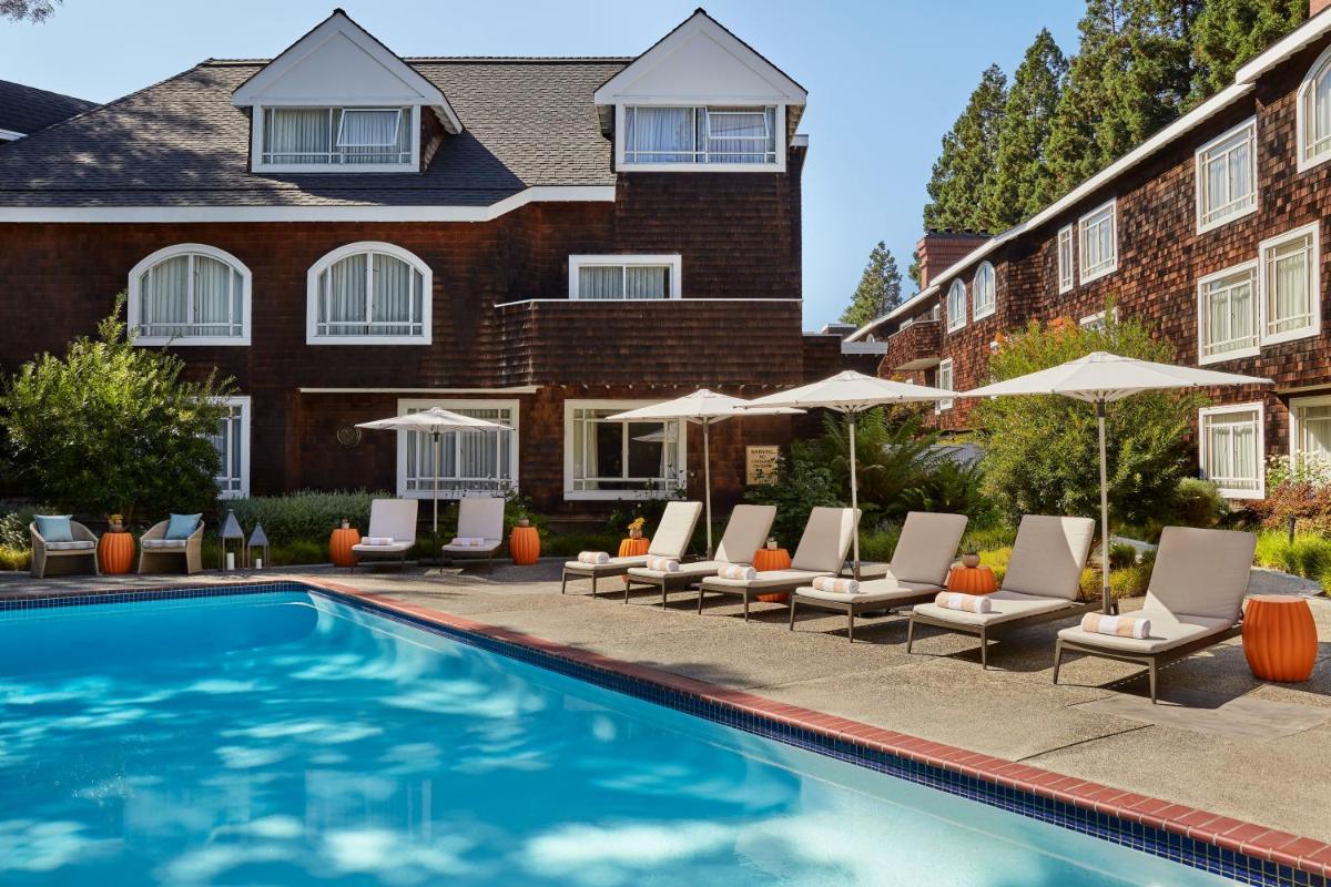 Stanford Park Hotel - image 4
