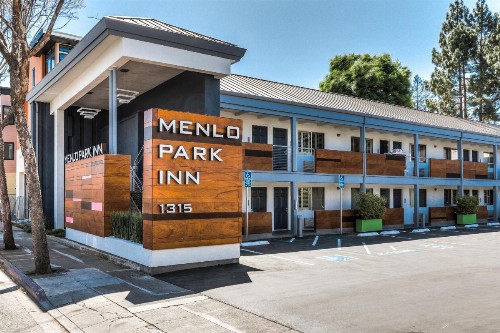 Menlo Park Inn - image 24