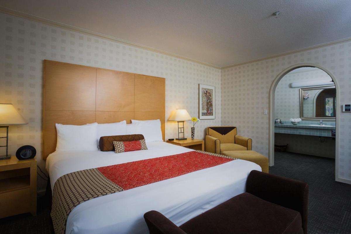 Menlo Park Inn - image 4