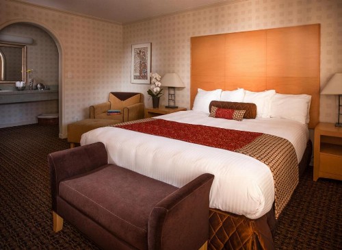 Menlo Park Inn - image 5