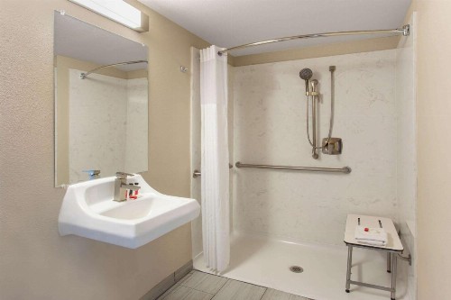 Days Inn Merced / Yosemite Area - image 16