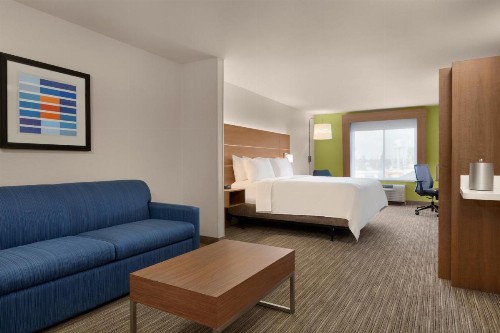 Holiday Inn Express Hotel & Suites Merced an IHG Hotel - image 19