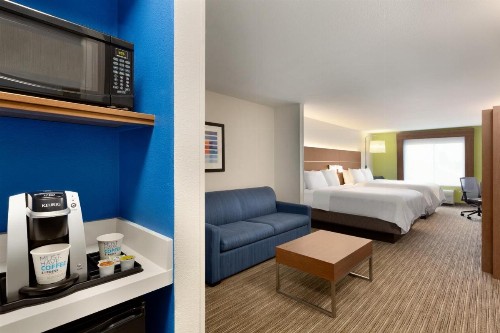 Holiday Inn Express Hotel & Suites Merced an IHG Hotel - image 30