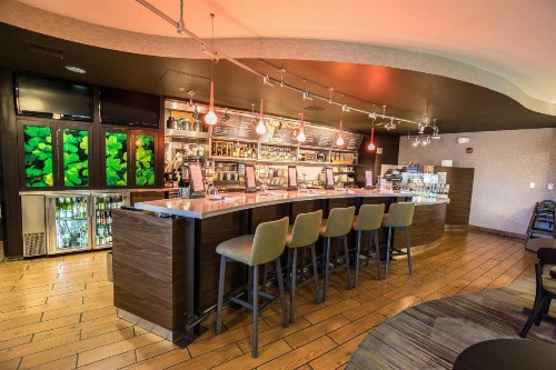 Courtyard by Marriott Merced - image 1