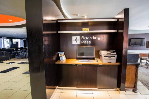 Courtyard by Marriott Merced - image 14