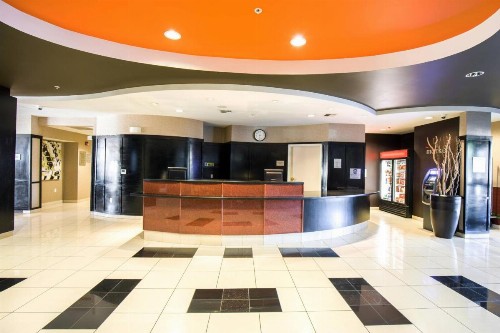 Courtyard by Marriott Merced - image 4