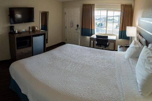 Rodeway Inn Merced - image 12