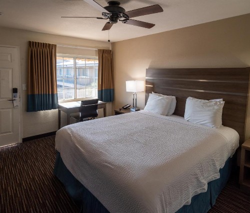 Rodeway Inn Merced - image 14