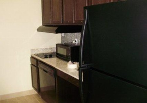 MainStay Suites Meridian - image 5