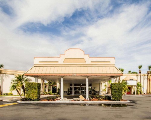Econo Lodge Port Canaveral Area - image 15