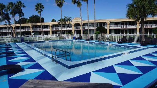 Econo Lodge Port Canaveral Area - image 28