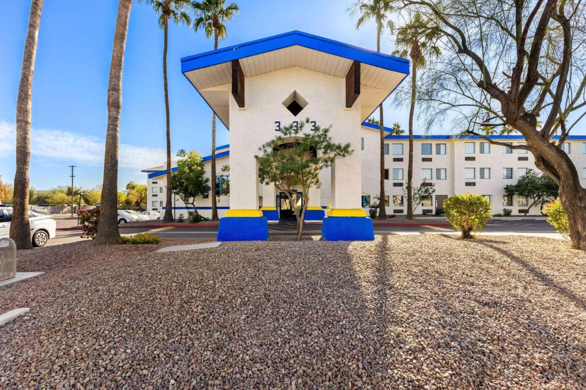 Days Hotel by Wyndham Mesa Near Phoenix - image 3