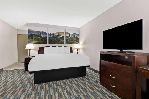 Days Hotel by Wyndham Mesa Near Phoenix - image 36