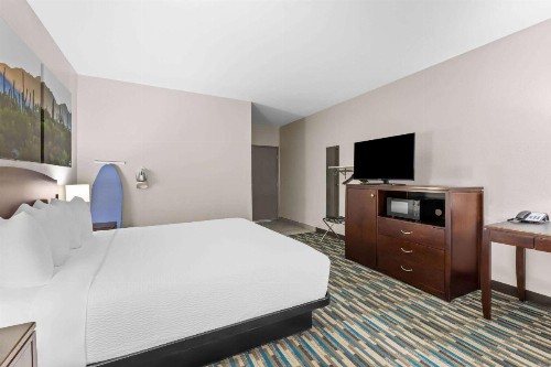 Days Hotel by Wyndham Mesa Near Phoenix - image 37