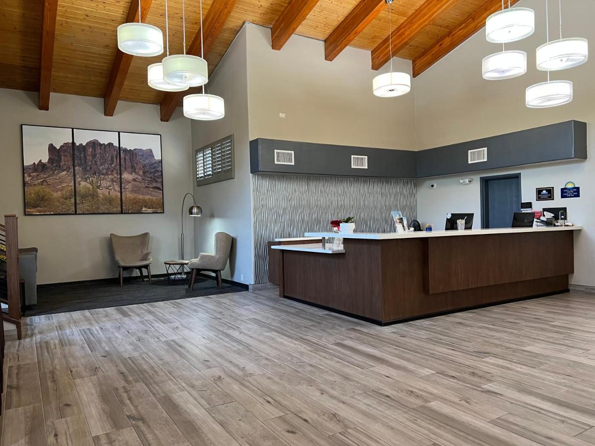 Days Hotel by Wyndham Mesa Near Phoenix - image 4