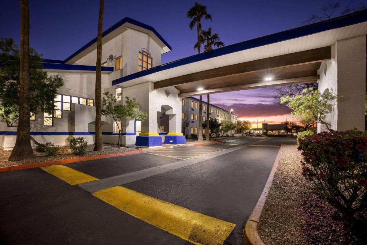 Days Hotel by Wyndham Mesa Near Phoenix - image 7