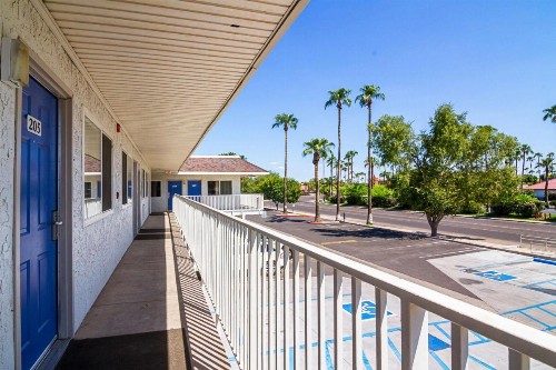 Motel 6 Mesa North - image 15