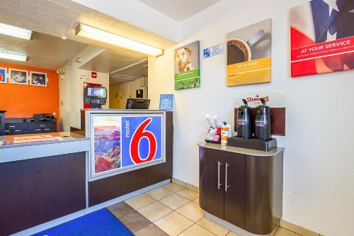 Motel 6 Mesa North - image 24
