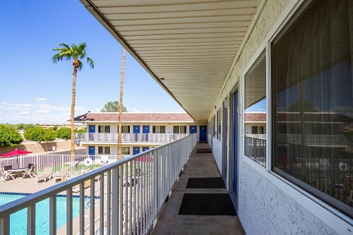 Motel 6 Mesa North - image 27