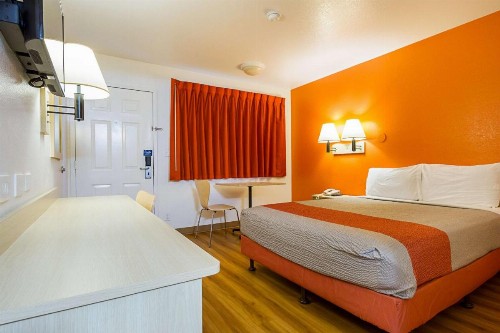 Motel 6 Mesa North - image 3