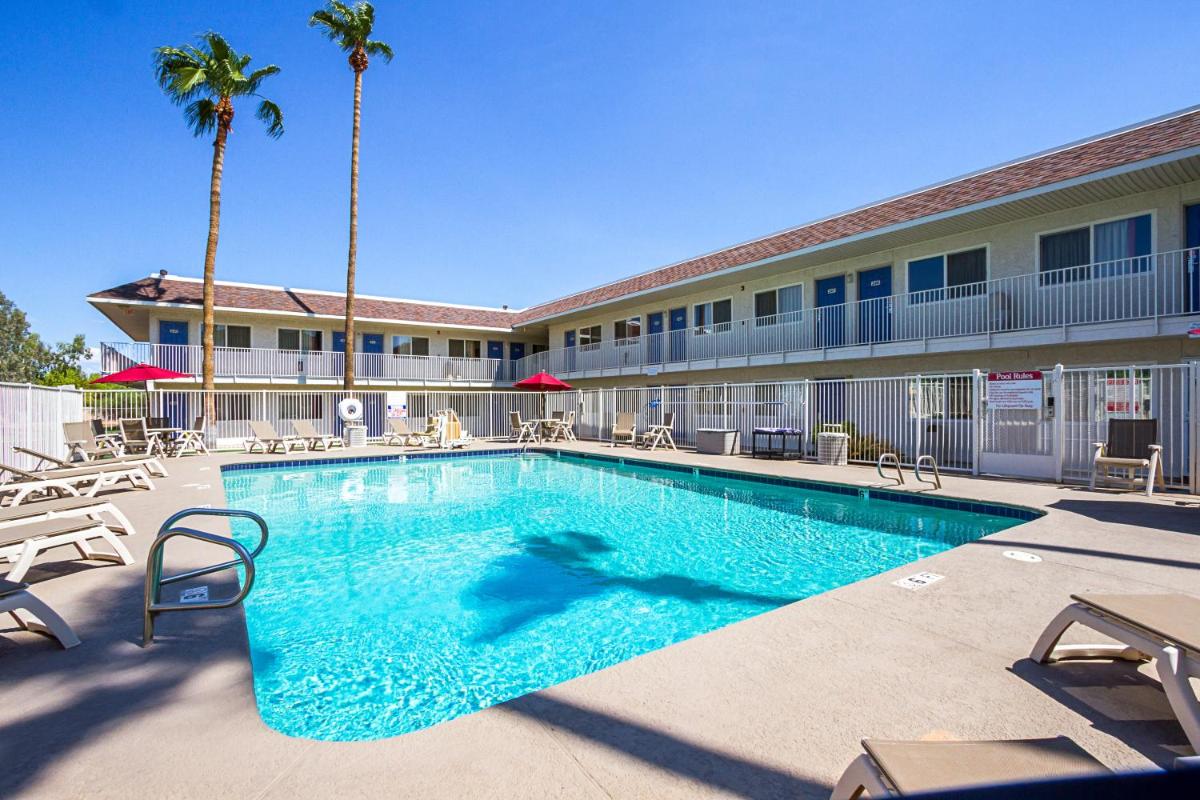 Motel 6 Mesa North - image 7