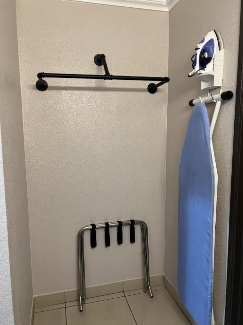 Econo Lodge Inn & Suites Mesa - image 39