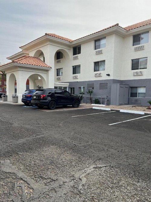 MK Hotels Mesa - image 3