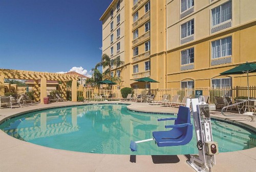 La Quinta by Wyndham Phoenix Mesa West - image 16