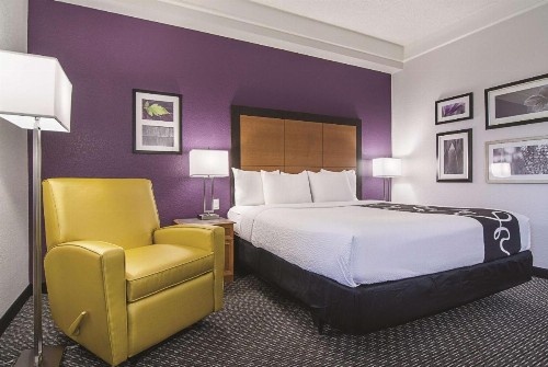 La Quinta by Wyndham Phoenix Mesa West - image 6
