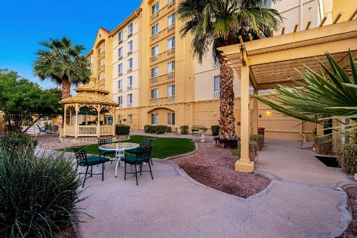 La Quinta by Wyndham Mesa Superstition Springs - image 39