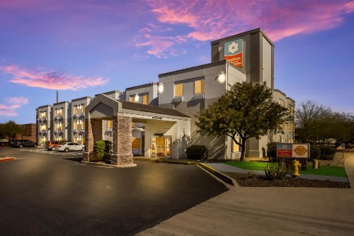 Sleep Inn Mesa Superstition Springs - image 1