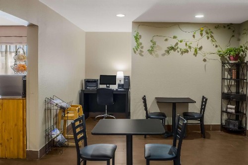 Sleep Inn Mesa Superstition Springs - image 15