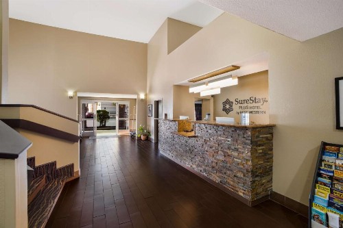 Sleep Inn Mesa Superstition Springs - image 2