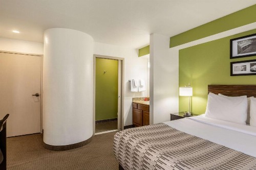 Sleep Inn Mesa Superstition Springs - image 23