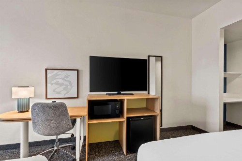 Best Western Legacy Inn & Suites - image 12