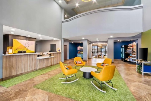 Best Western Legacy Inn & Suites - image 3