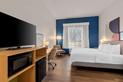 Best Western Legacy Inn & Suites - image 35