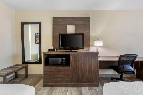 Best Western Superstition Springs Inn - image 18
