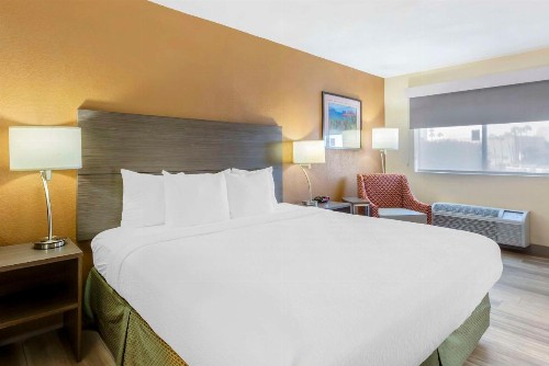 Best Western Superstition Springs Inn - image 23