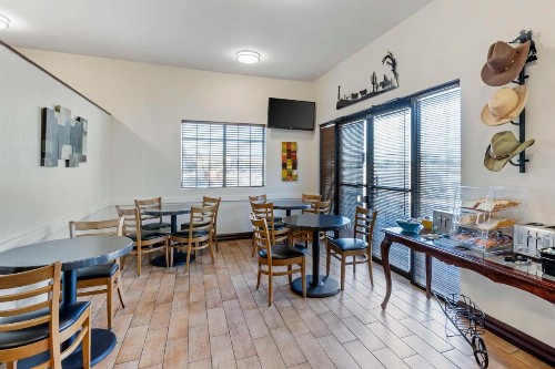 Best Western Superstition Springs Inn - image 29