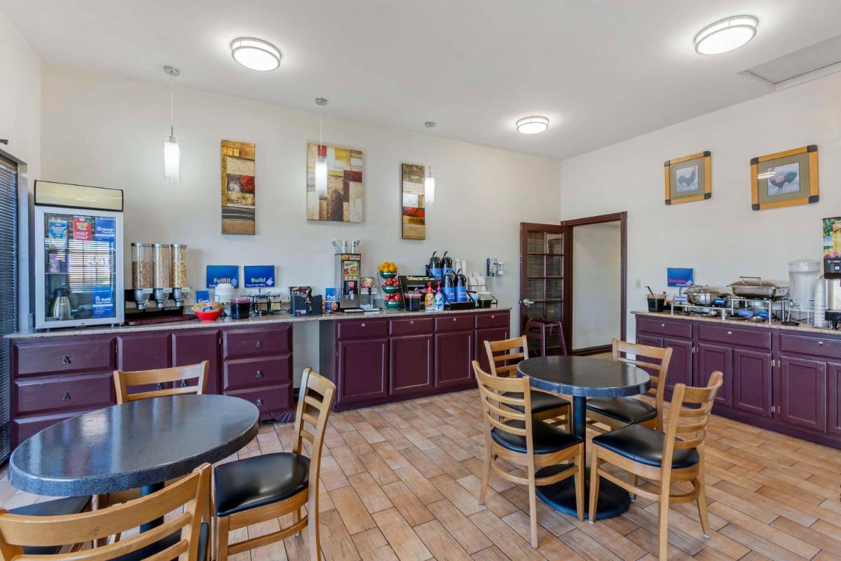 Best Western Superstition Springs Inn - image 7