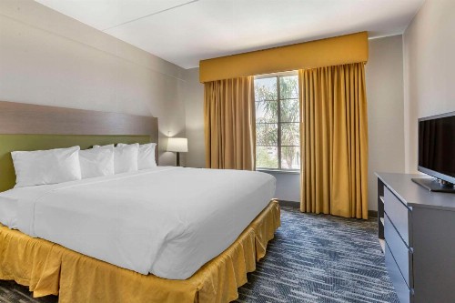 Country Inn & Suites by Radisson Mesa AZ - image 14