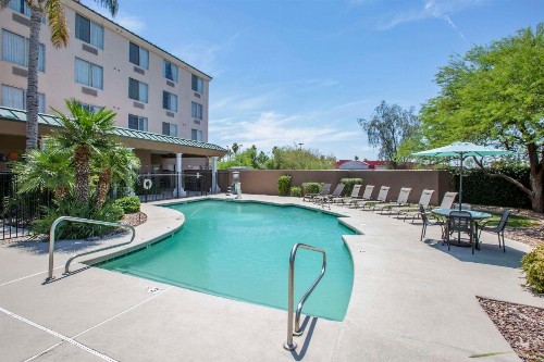 Country Inn & Suites by Radisson Mesa AZ - image 32