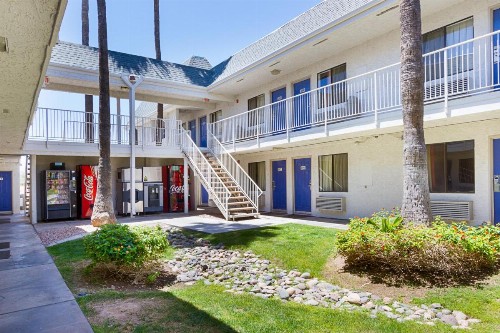 Motel 6-Mesa AZ - South - image 5